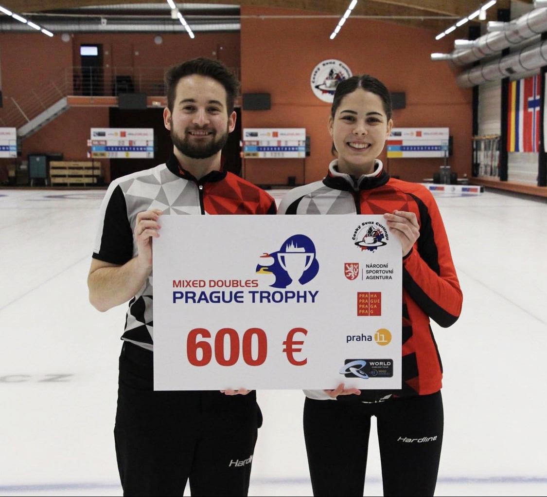 Jasmin Lander og Henrik Holtermann vinder bronze ved Mixed Doubles Prague Trophy