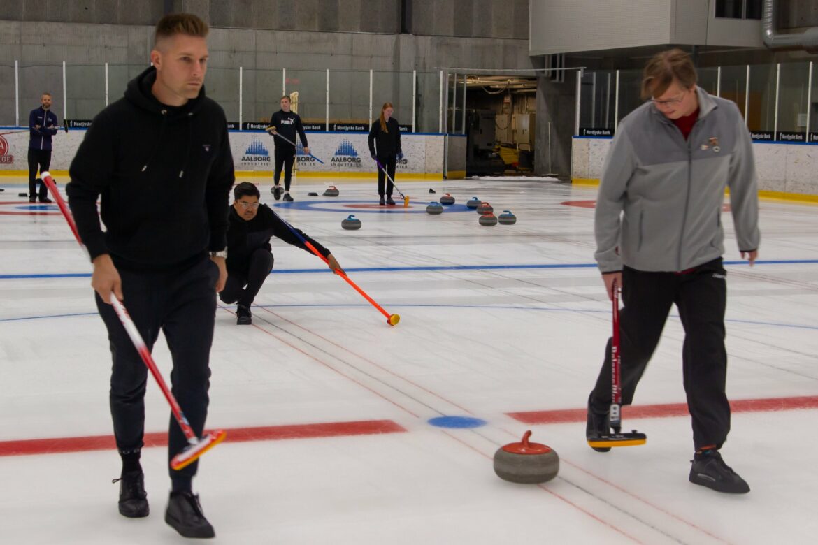 Vil du begynde at spille curling – I januar starter nye Kick-off-forløb i klubberne